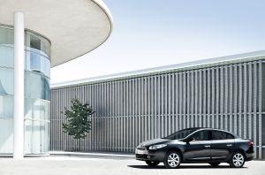 Acţiunile Renault au urcat ieri cu peste 4,2%